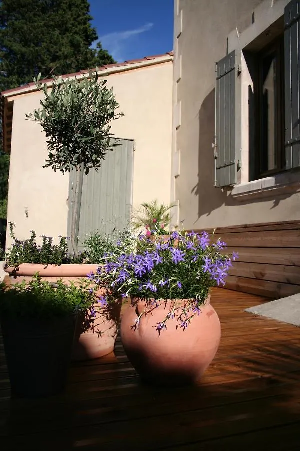Semesterbostad Loustaudemamet Villa Cabannes Frankrike
