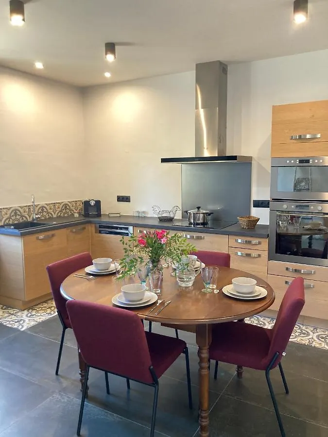 Loustaudemamet Villa Cabannes 0*,