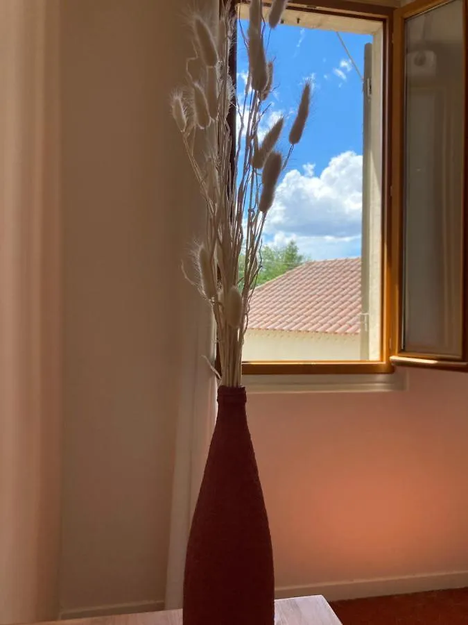 Loustaudemamet Villa Cabannes Frankrike